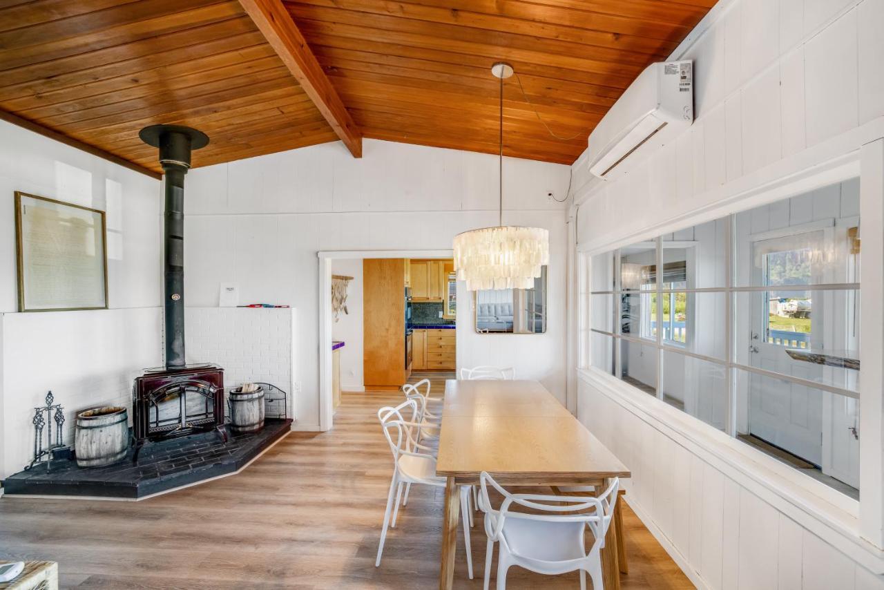 Cape Meares Beach Getaway Ngoại thất bức ảnh