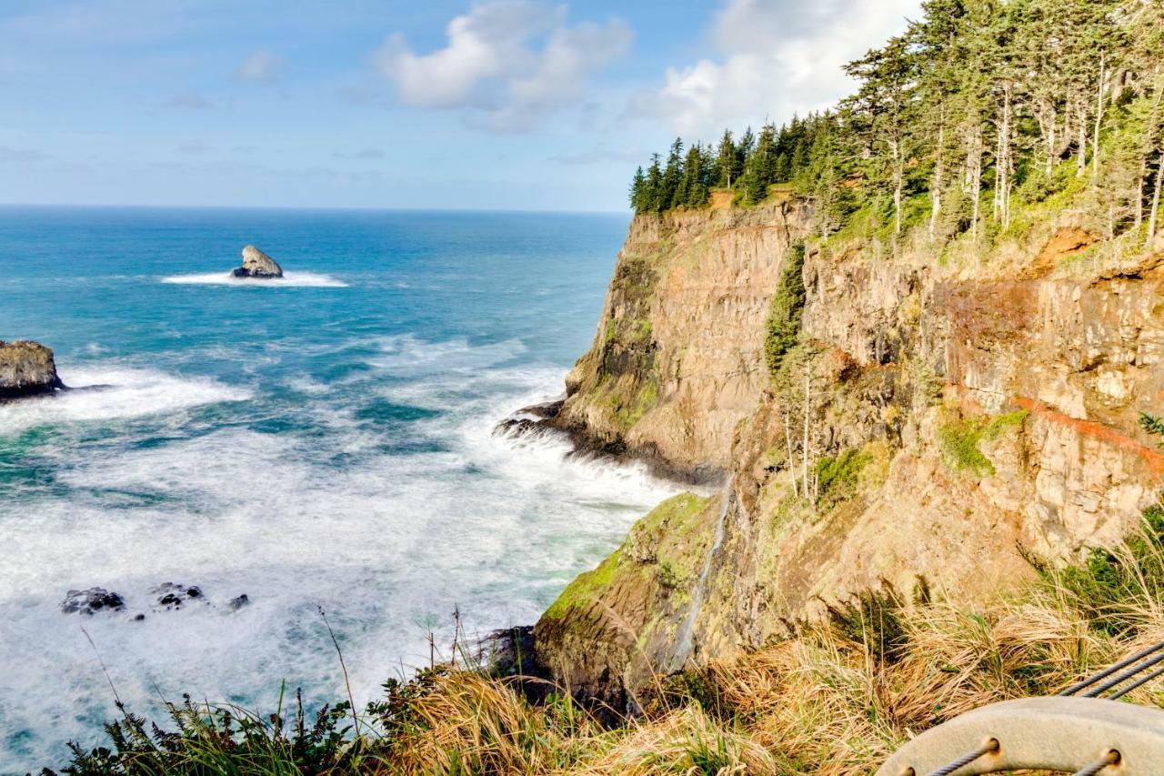 Cape Meares Beach Getaway Ngoại thất bức ảnh