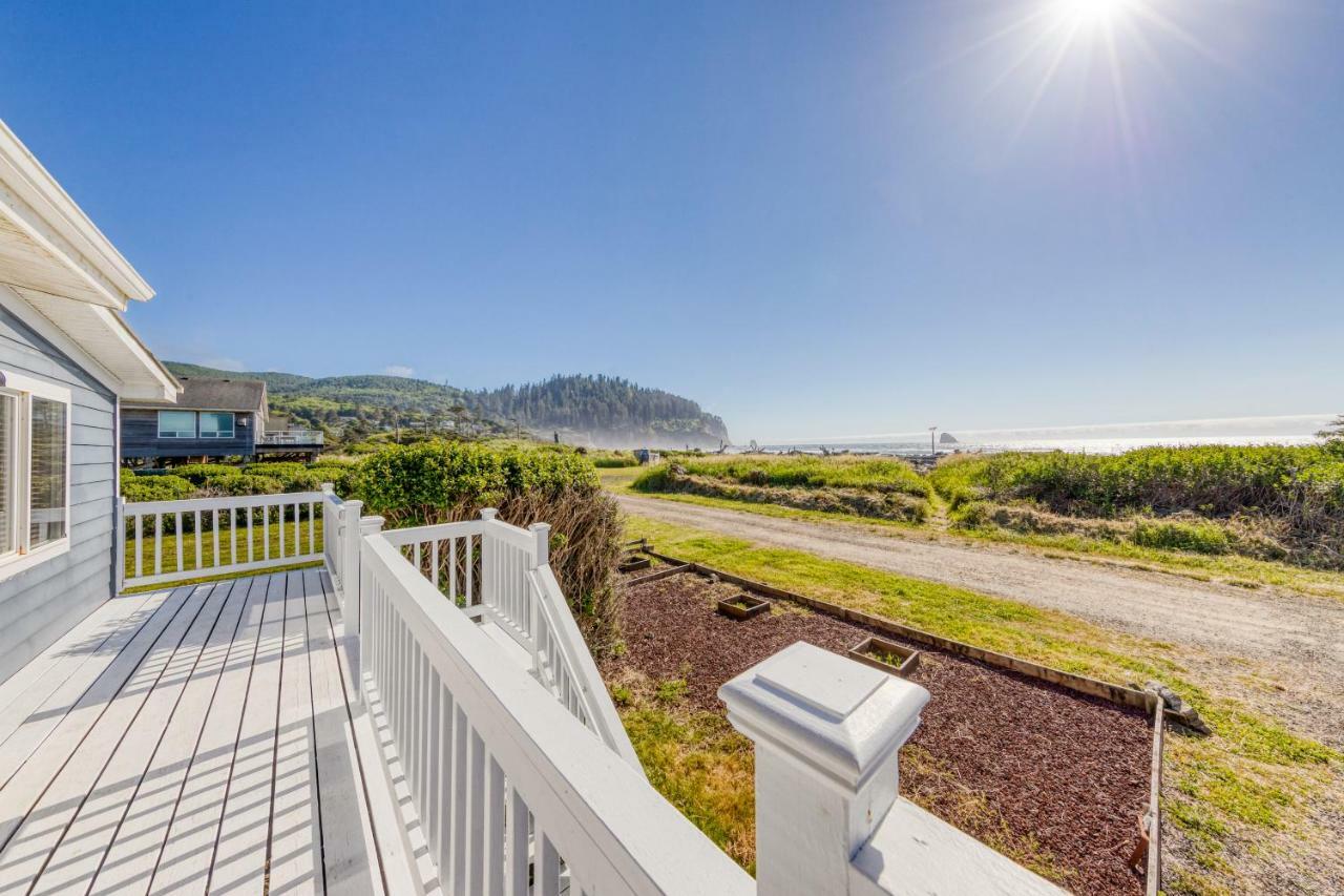 Cape Meares Beach Getaway Ngoại thất bức ảnh